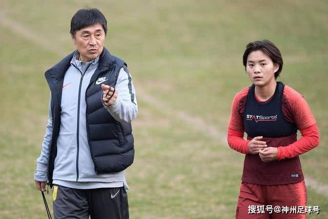 火箭击败老鹰迎来赛季四连胜，申京表现出色